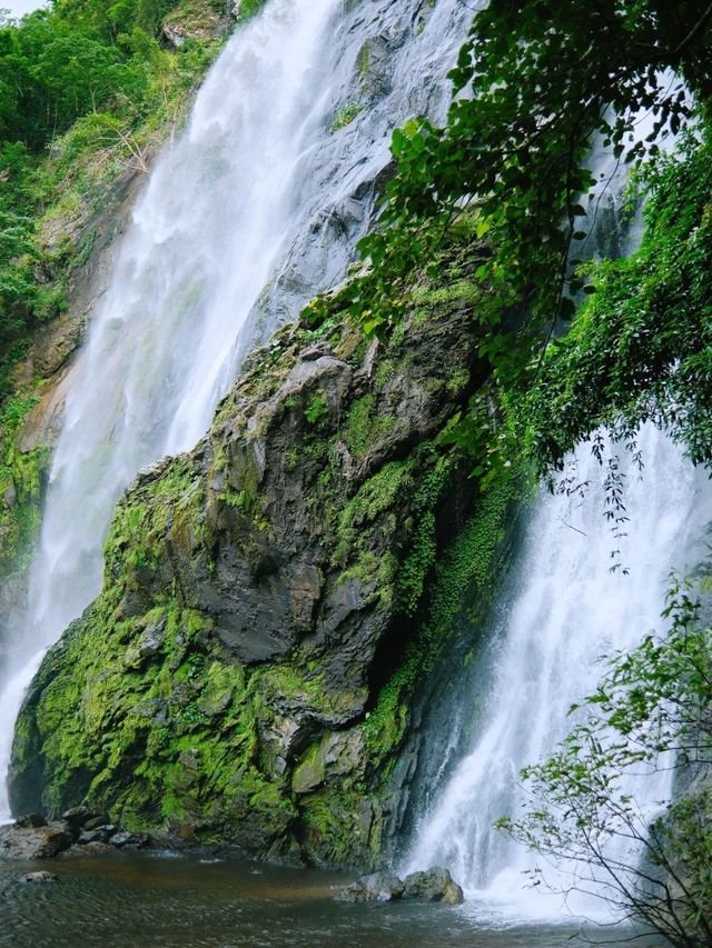 หนีเมืองกรุงมาฮีลใจที่ "น้ำตกคลองลาน" จ.กำแพงเพชร