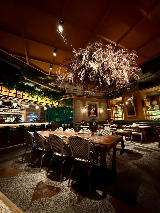 東涌酒店內的精緻中東黎巴嫩菜🇱🇧🍽 真炭烤風味 東涌酒店內的精緻中東黎巴嫩菜🇱🇧🍽 真炭烤風味