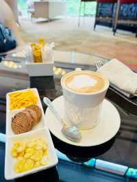 Unwind in Style: Sphere Lounge at Sama-Sama Hotel KLIA 