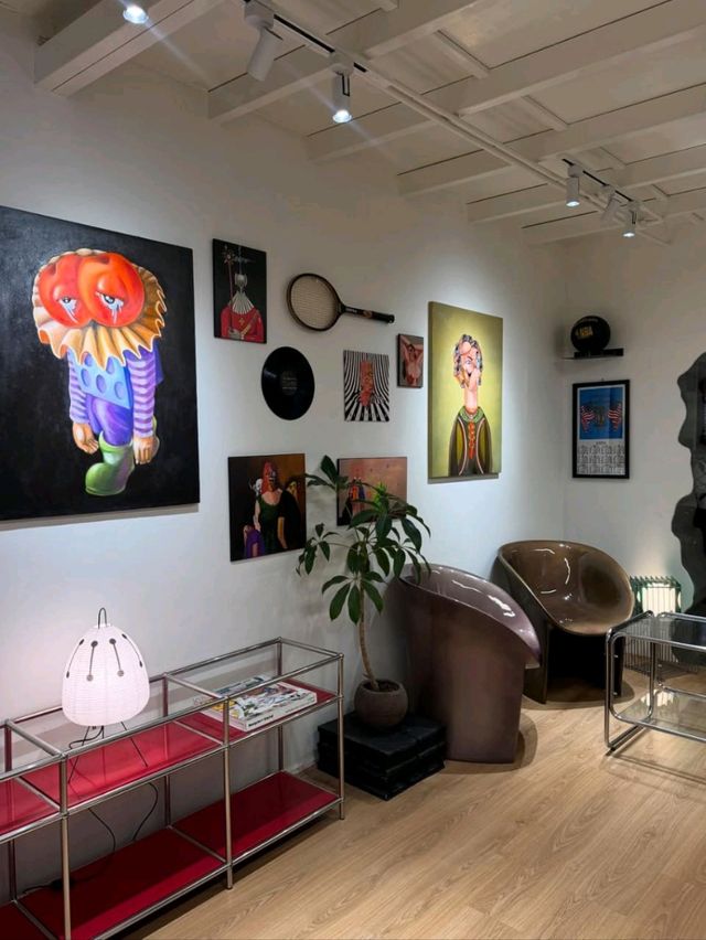 MICHE OUS Café
