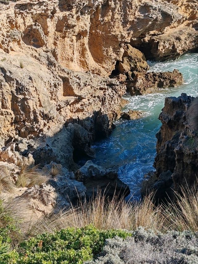 Bridgebay的天然岩池