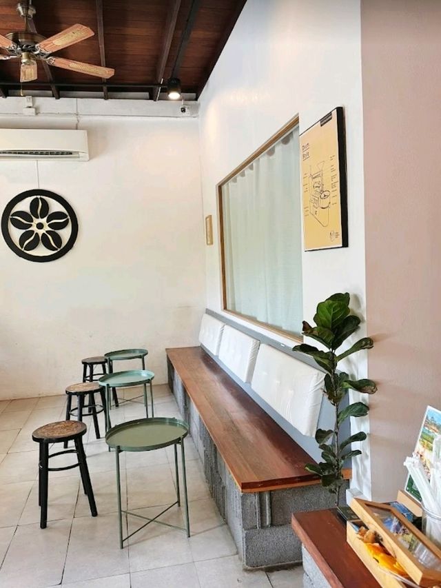 Hachiya Coffee Roastery Samui: โรงคั่วกาแฟคุณภาพ