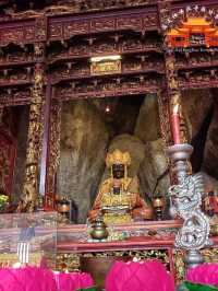 Chin Swee Caves Temple: A Misty Mountain Escape