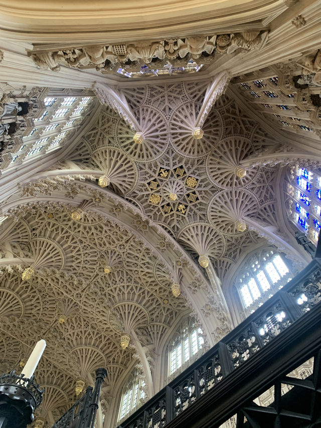 ⛪ Westminster Abbey – A Must-Visit Icon in London! 🇬🇧✨