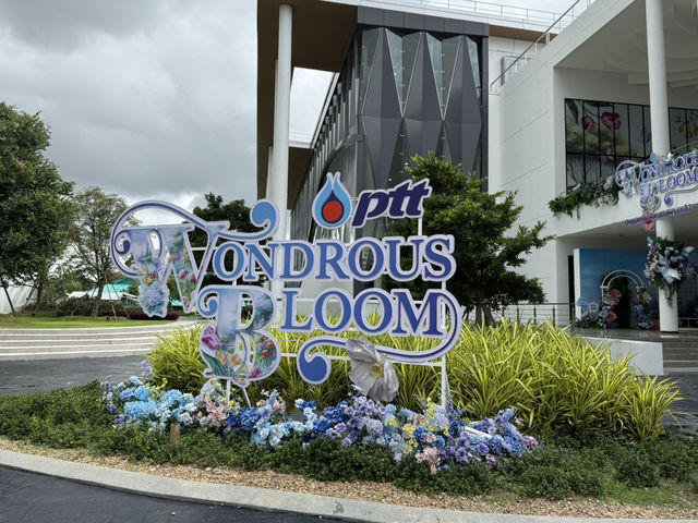  Wondrous Bloom โลกแห่งดอกไม้กลางแอร์