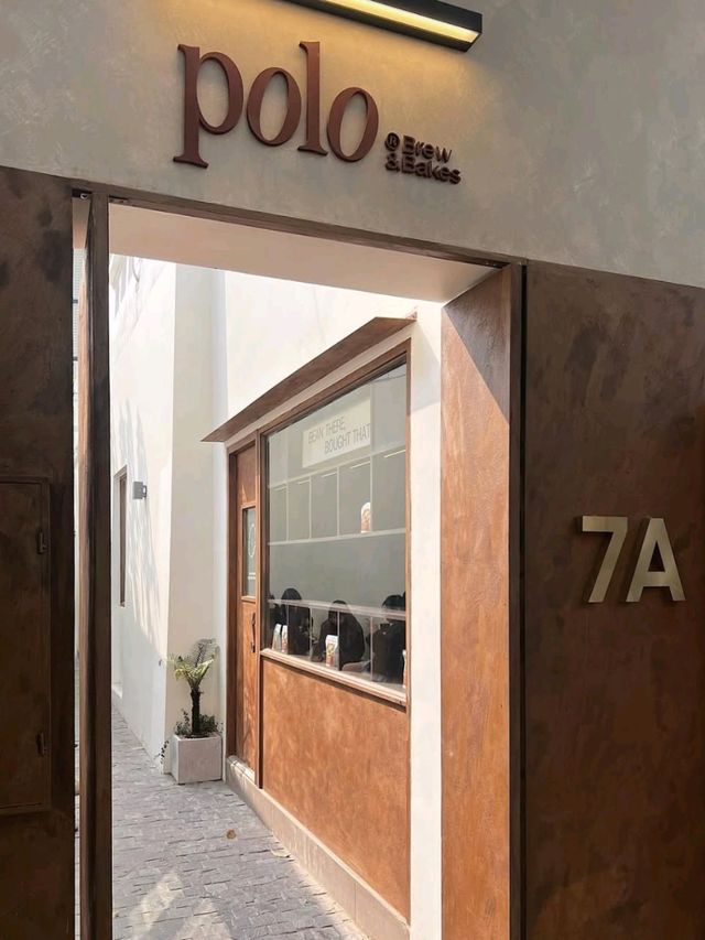 Pomalo Brew & Bakes