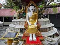 วัดพระธาตุดอยสุเทพ ศูนย์รวมจิตใจคนล้านนา