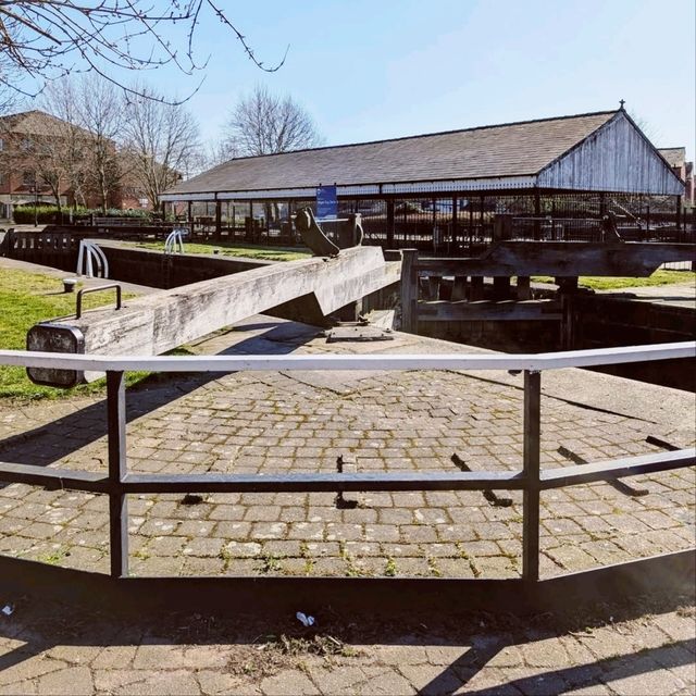 The Leeds and Liverpool Canal