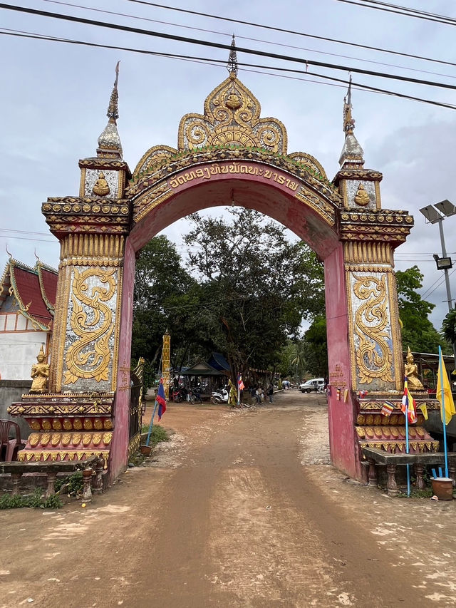 วัดทองทิพย์พัฒนาราม ลาว