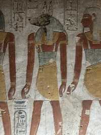 Valley Of The Kings: $20 Graveside Rave