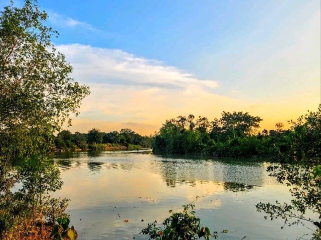 A Day in Sepang: Local Eats, Beach Sunset & Magical Fireflies