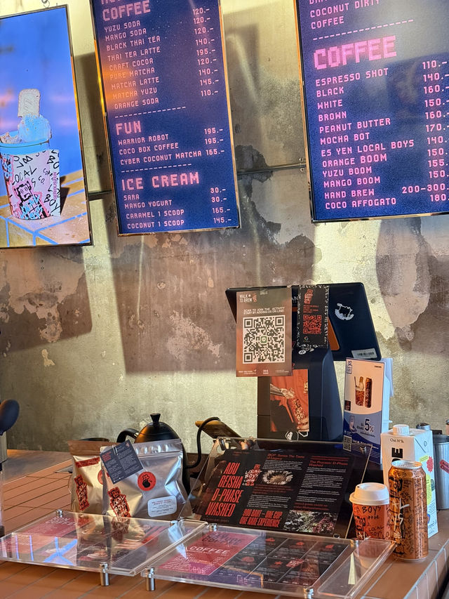 Local Boys Coffee: กาแฟดี บรรยากาศโคตรเท่