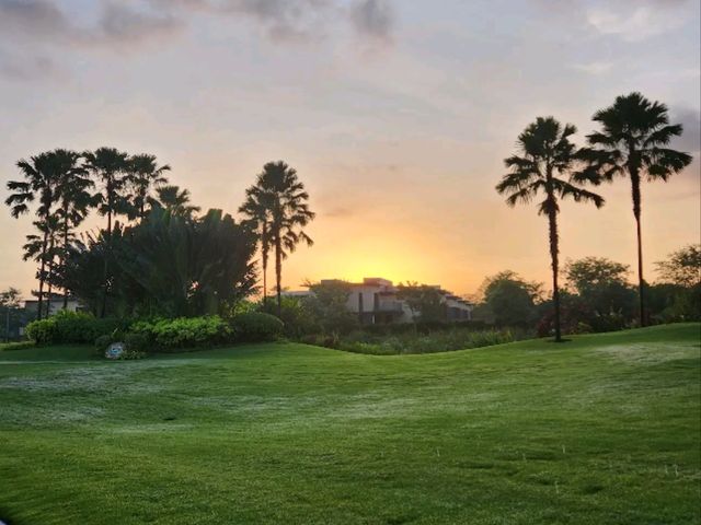 Scenic Stay at Forest City Golf Hotel