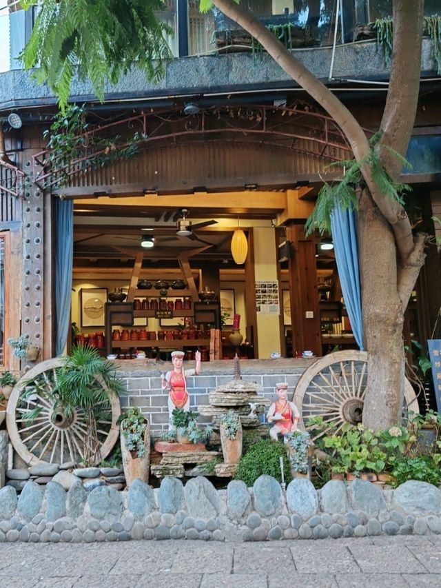 Dali Shuanglang, Yunnan: A Haven of Unique Boutiques You Can't Get Enough Of