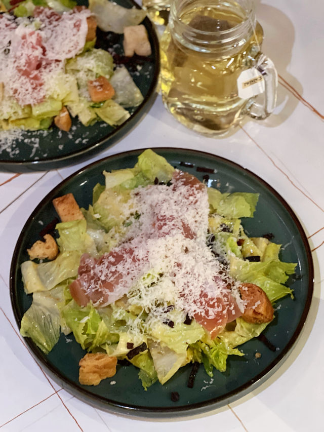 尖沙咀人氣音樂酒吧餐廳