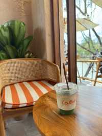 Lawon Canal Café คาเฟ่บรรยากาศริมน้ำ