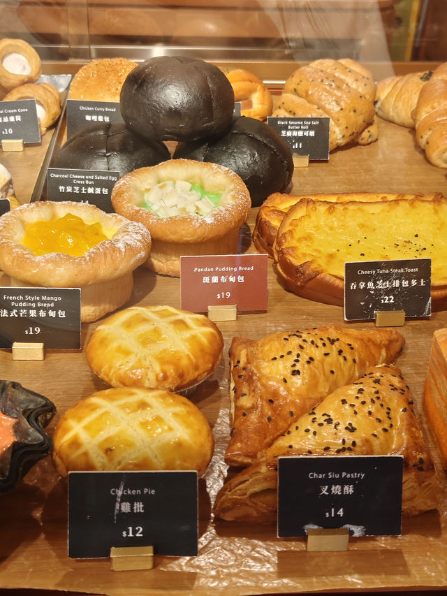 🥯🍨 #君蘭  #雪糕菠蘿包 🍞🍍 🥯🍨 #君蘭  #雪糕菠蘿包 🍞🍍