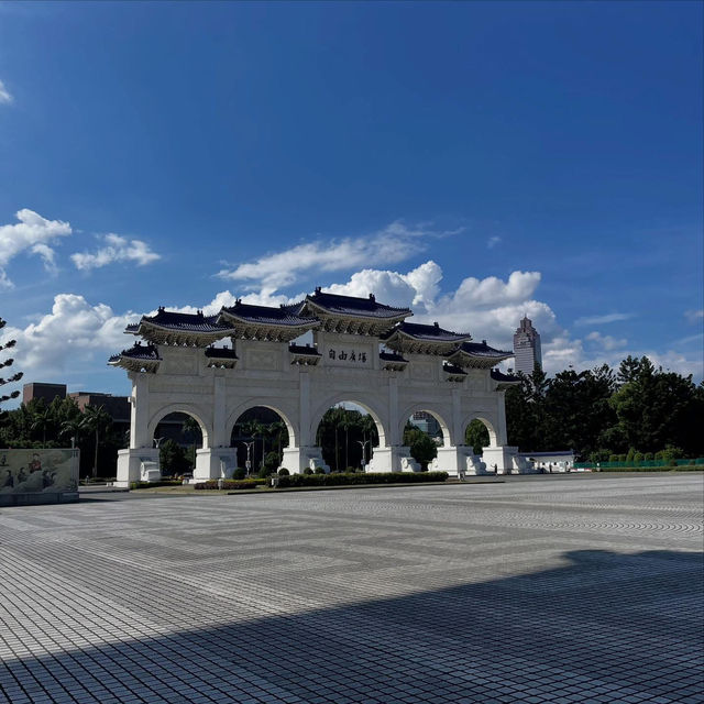 อนุสรณ์สถานเจียงไคเชก พื้นที่เช็คอินสุดชิคกลางไทเป