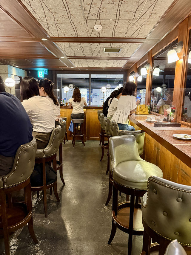 ☕ Nostalgic Café Vibes at DEPOT, Tokyo Station