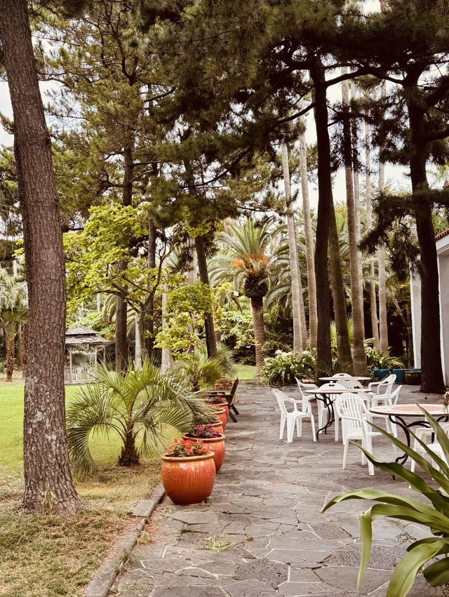 A World of Gardens in One Place A World of Gardens in One Place