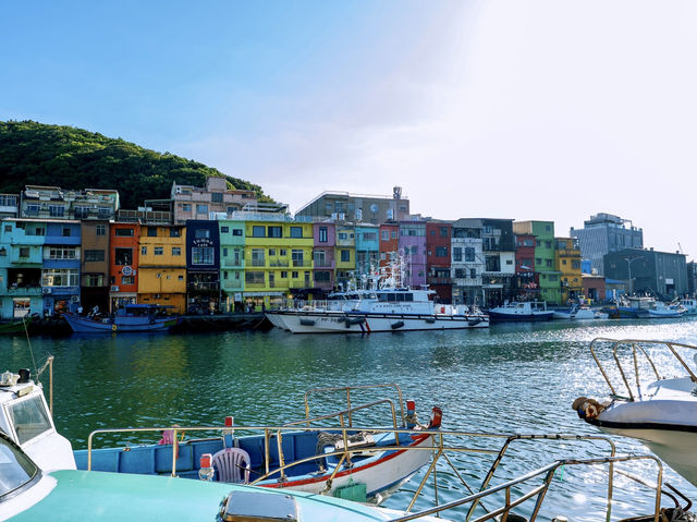 Zhengbin Fishing Harbor  เวนิสสีพาสเทลแห่งจีหลง