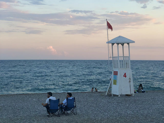 🏖 터키 안탈리아 해변, 지중해의 푸른 빛을 품은 휴양 천국 🏖 터키 안탈리아 해변, 지중해의 푸른 빛을 품은 휴양 천국
