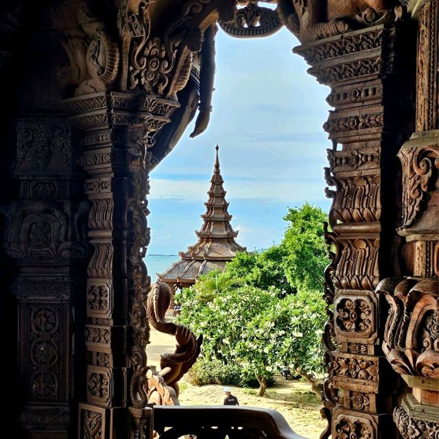The Sanctuary of Truth, Pattaya - A Living Monument of Philosophy and Craftsmanship