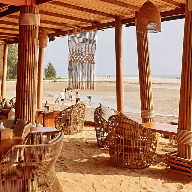บีชคลับ KARKINOS KHAO LAK 