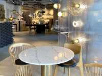 Stylish Break in Aoyama 🪑✨