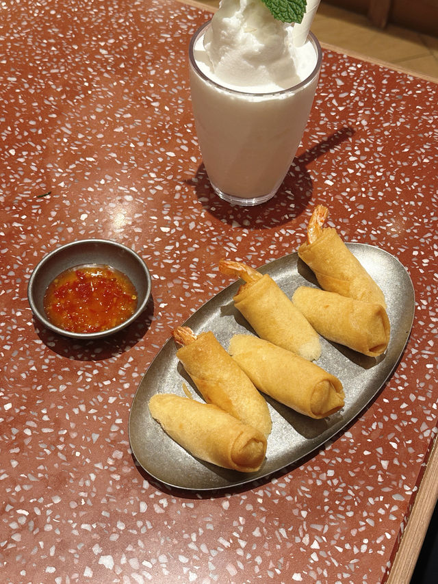 泰式春卷外脆蝦鮮味爆燈