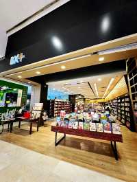 A Literary Wonderland: BookXcess Pavilion KL 📚✨