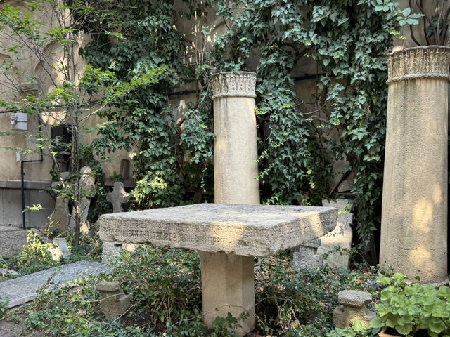 LIPSCANI – BUCHAREST’S VIBRANT HISTORIC HEART 🌆✨ LIPSCANI – BUCHAREST’S VIBRANT HISTORIC HEART 🌆✨