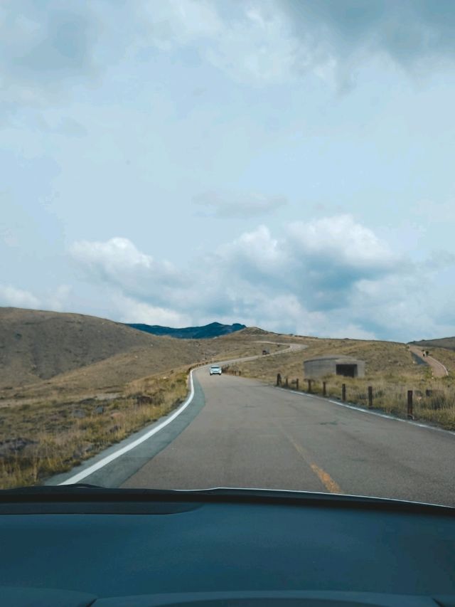 Peer into the Abyss: The Hardcore Guide to Mount Aso’s Active Crater 🌋💨🚨
