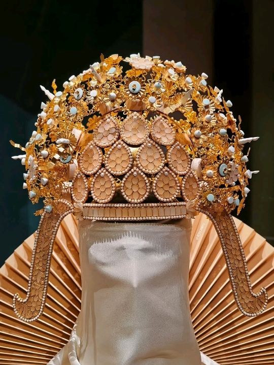 Palace Museum Treasures — A Glimpse Into the Wealth and