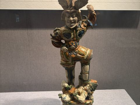 洛陽博物館 - 石蕪丙 | 千年を生き抜いた守護獣 | Trip.com 洛陽