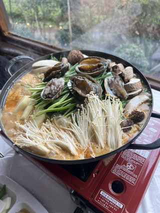 이런 곳에 식당이 있다고? 제주 숲속에서 발견한 오리탕 맛집