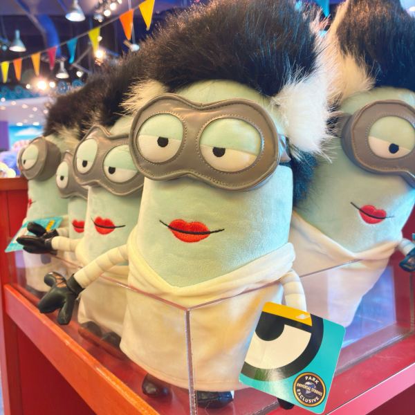 Super Silly Fun Land – A Colorful Minion World! | Trip.com Los Angeles