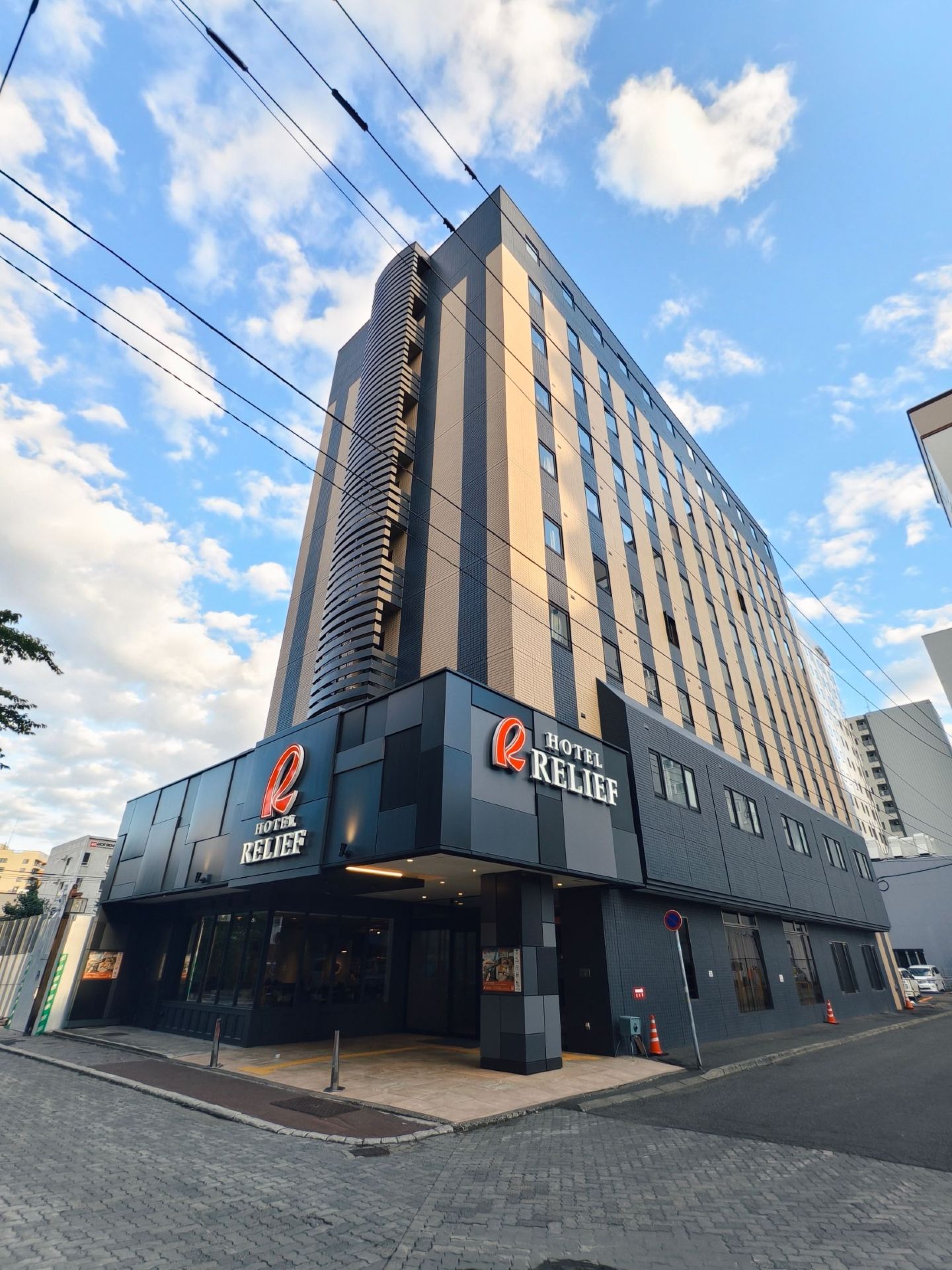 ホテルリリーフ札幌：すすきの中心部で1泊30ドル以下のリーズナブルな滞在