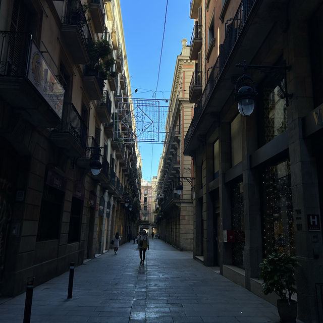 BARCELONA: LOVE AT FIRST SIGHT