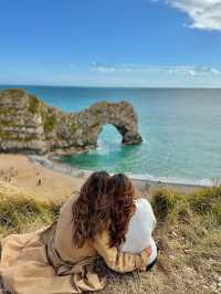 Durdle Door, Dorset Beach: 놀라운 자연 명소 🌊