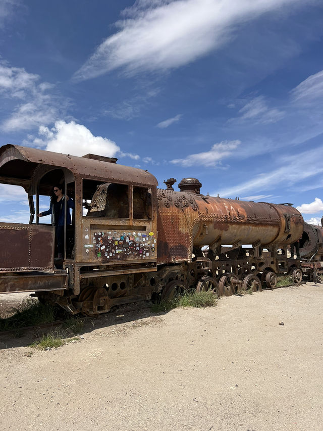 Is it worth going to the Train Cemetary in Bolivia? 