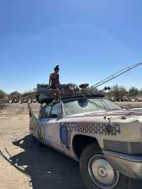 🌵アメリカ最後の自由地？🇺🇸【スラブ・シティ（Slab City）】とは