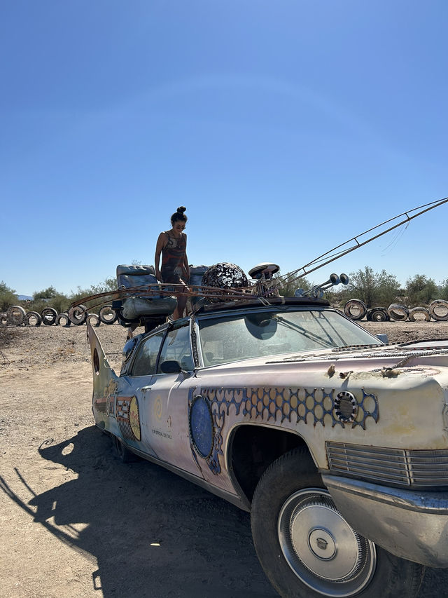 🌵アメリカ最後の自由地？🇺🇸【スラブ・シティ（Slab City）】とは