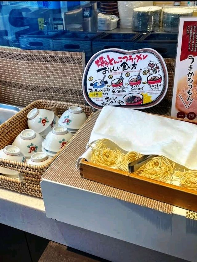 🍱住呢間酒店，無論交通及購物都好方便🍜