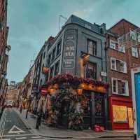A Festive Shopping Extravaganza