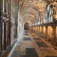  A trip to Gloucester Cathedral 