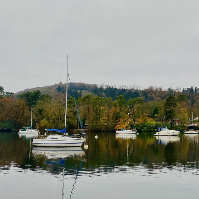 Sailing Serenity: A Lake Windermere Boat Adventure