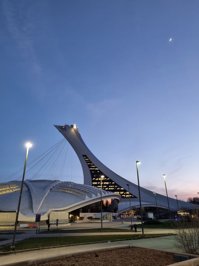 Thing to do in Montreal: The Planetarium (close to the former olympic stadium)