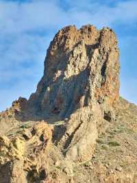 Queen’s Shoe Rock 👠⛰️ – A Whimsical Morning Find in Teide National Park 🌋