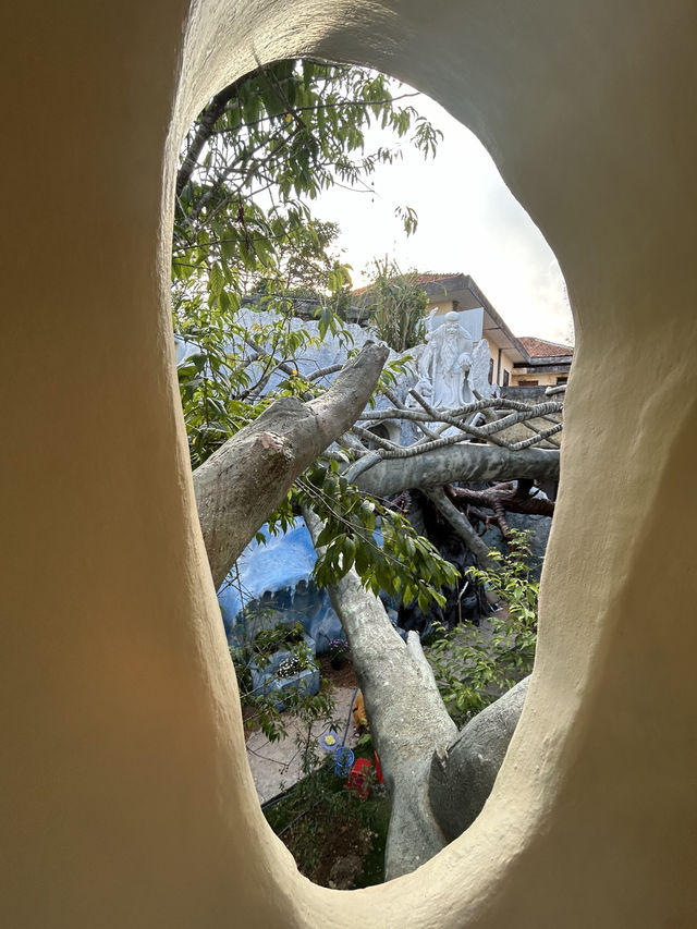 Crazy house of Dalat and new look at it!